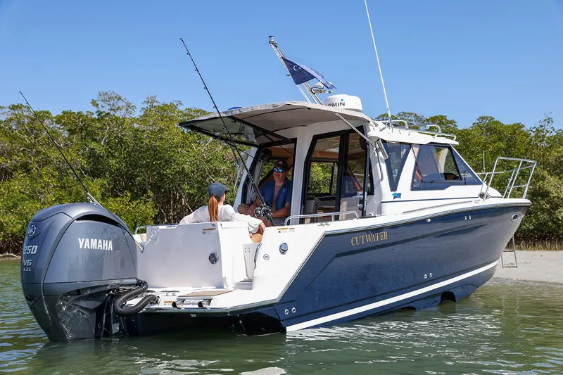  Yacht Photos Pics Manufacturer Provided Image