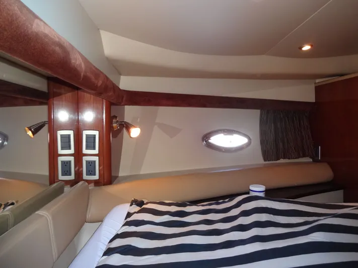 Lit Up Yacht Photos Pics 