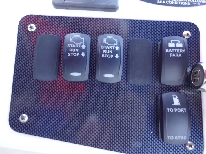 Lit Up Yacht Photos Pics 