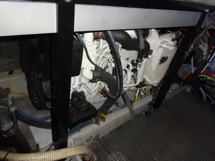 Lit Up Yacht Photos Pics 