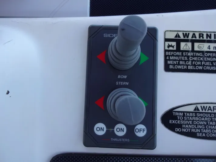 Lit Up Yacht Photos Pics 