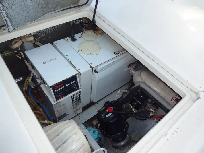 Lit Up Yacht Photos Pics 