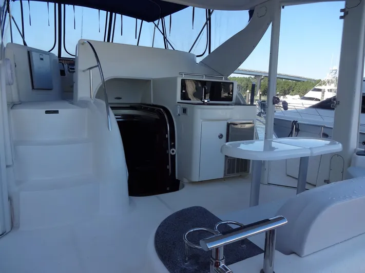 Lit Up Yacht Photos Pics 