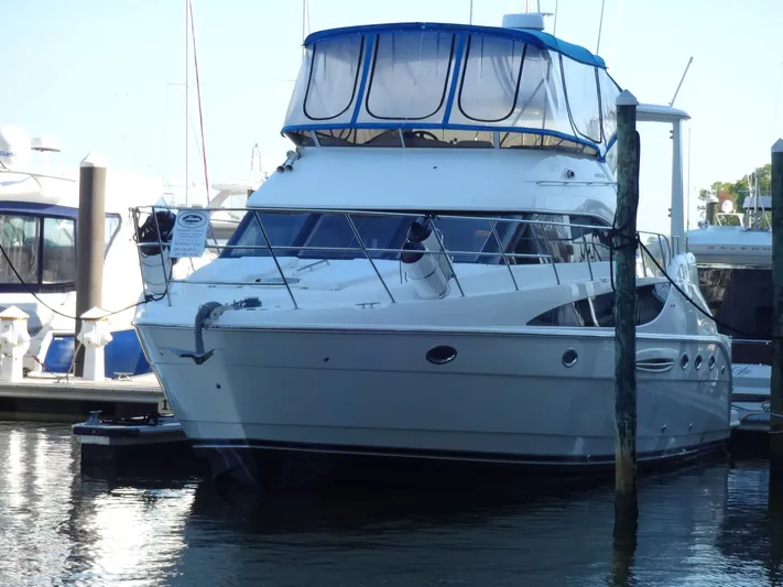 Lit Up Yacht Photos Pics 