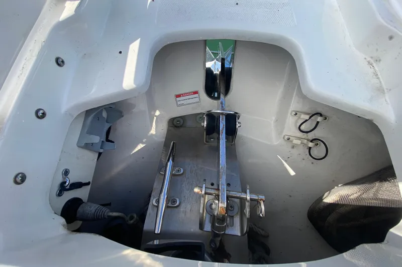  Yacht Photos Pics Anchor compartment of 2019 Boston Whaler 270 Vantage boat, featuring stainless steel fittings.