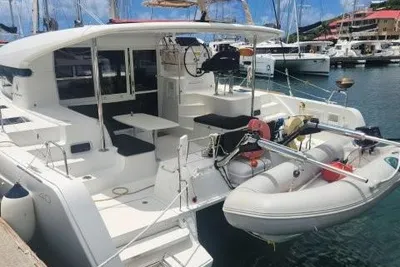 Lagoon 40