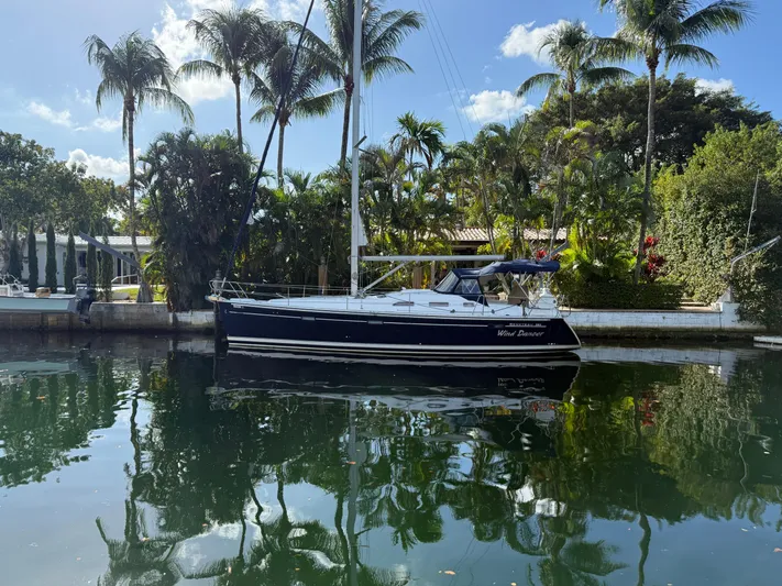 Wind Dancer Yacht Photos Pics 