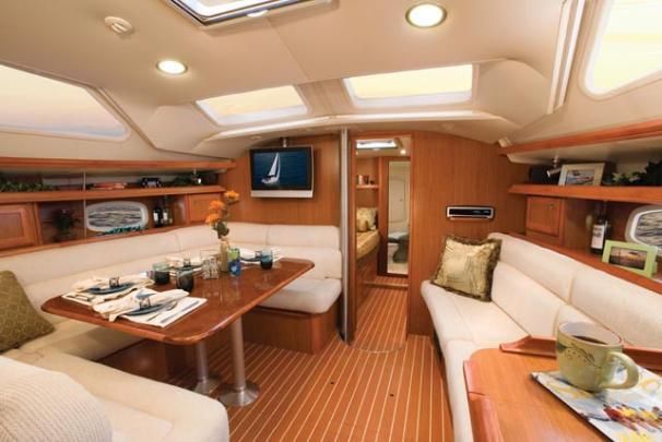2012 Hunter 45 Deck Salon