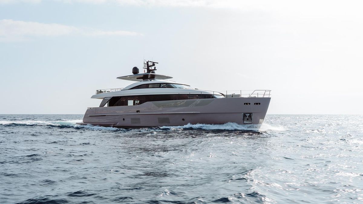 2023 Sanlorenzo 88 