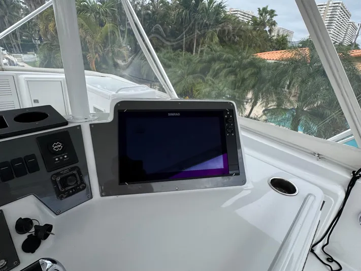 Nauti Toy Yacht Photos Pics 