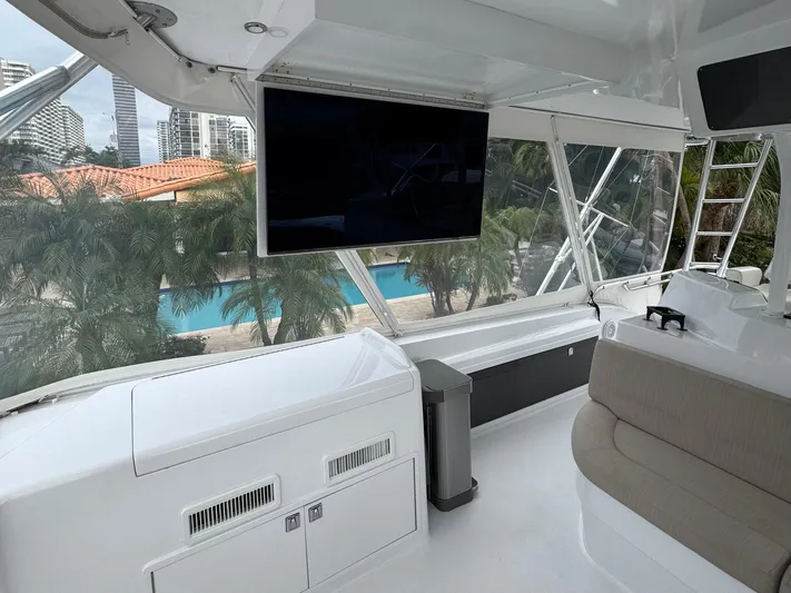 Nauti Toy Yacht Photos Pics 