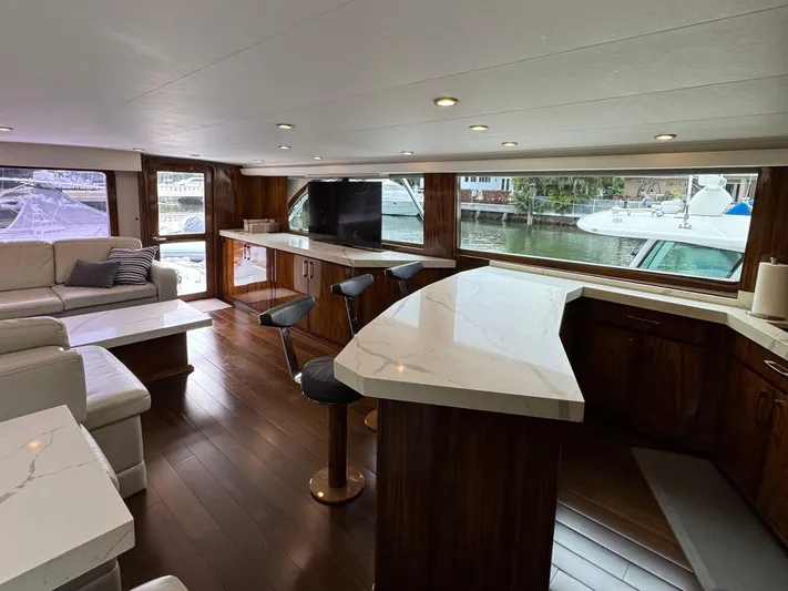 Nauti Toy Yacht Photos Pics 