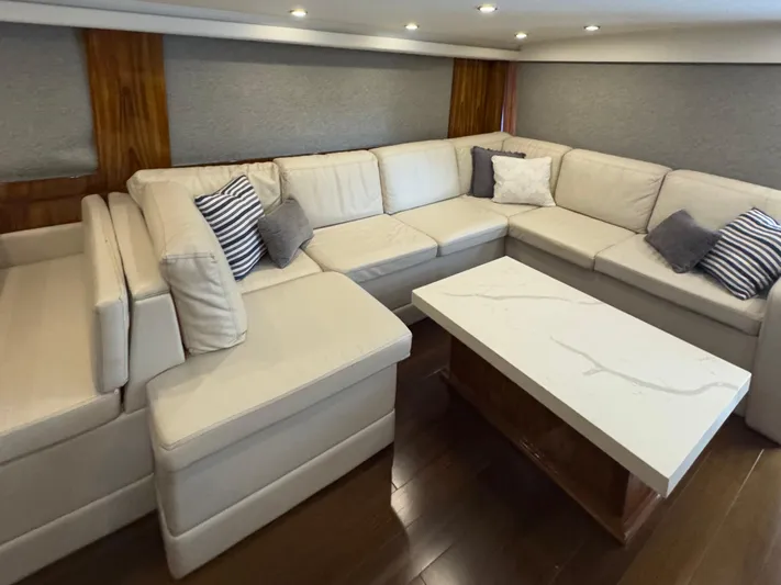 Nauti Toy Yacht Photos Pics 