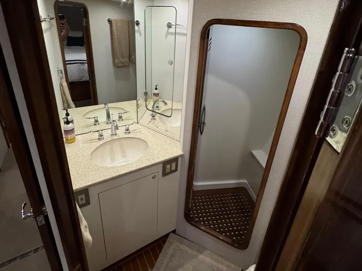 Nauti Toy Yacht Photos Pics 