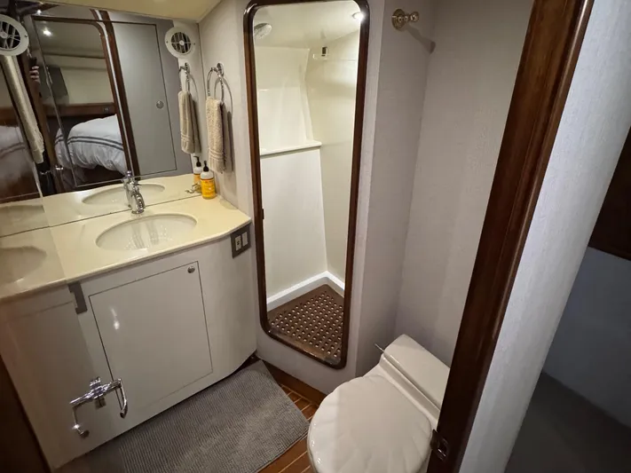 Nauti Toy Yacht Photos Pics 