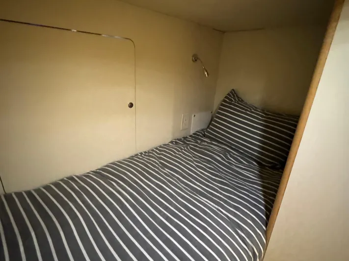 Nauti Toy Yacht Photos Pics 