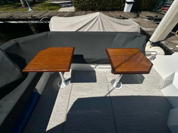 Pristine Life Yacht Photos Pics 