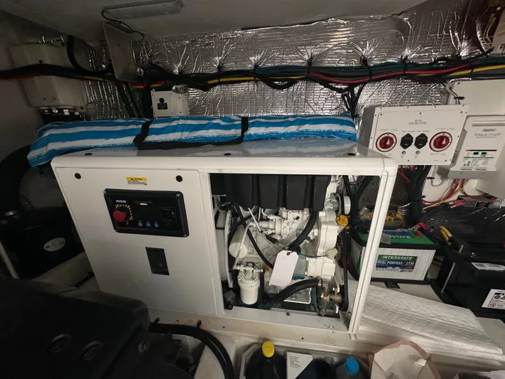 Pristine Life Yacht Photos Pics 