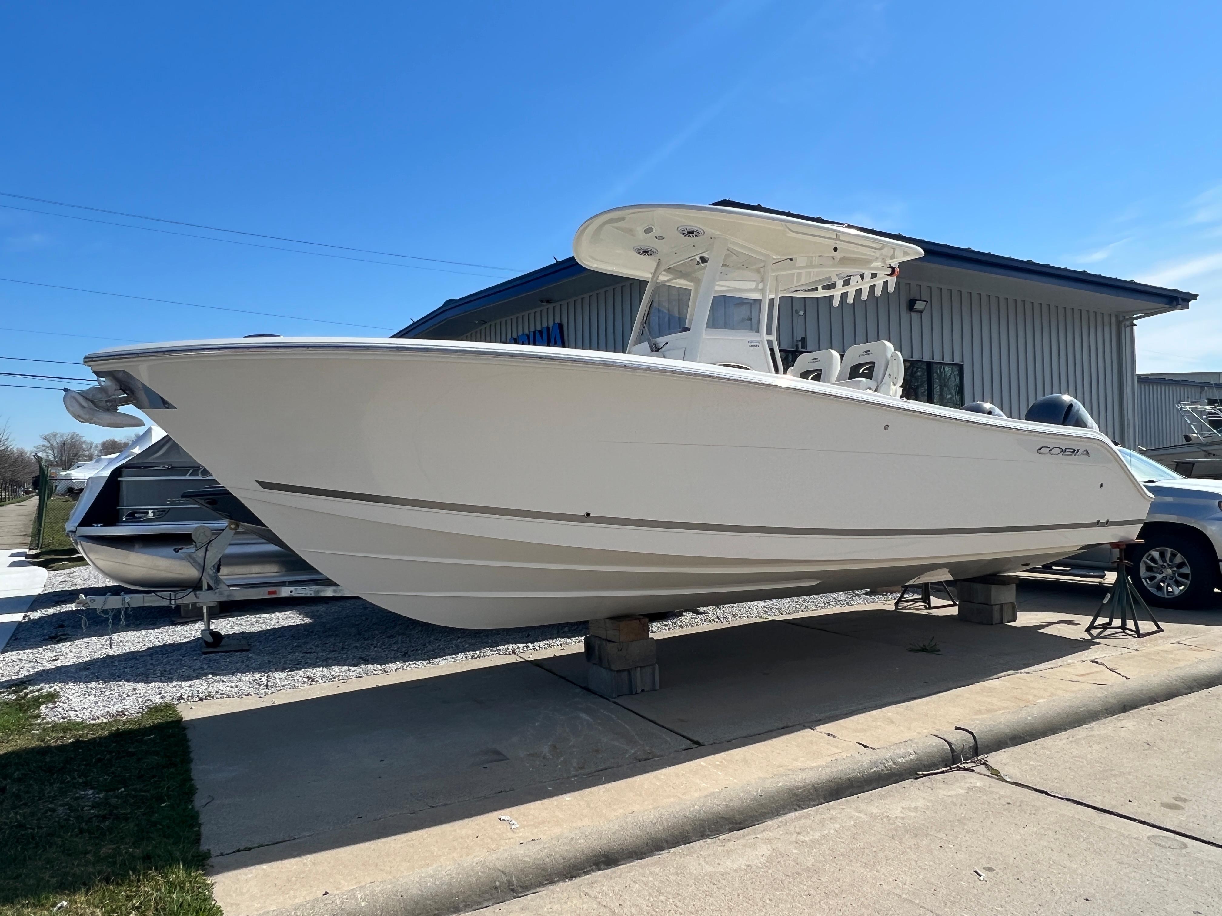 2023 Cobia 280 Center Console Center Console for sale - YachtWorld