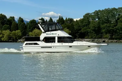 Prowler Sundeck