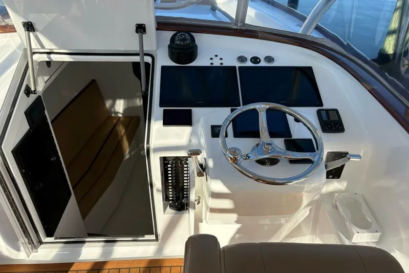 Game On Yacht Photos Pics 2024 Maverick Yachts Costa Rica 36 Walkaround- GAME ON- Helm