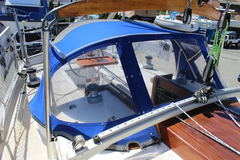 Pinniped Yacht Photos Pics 