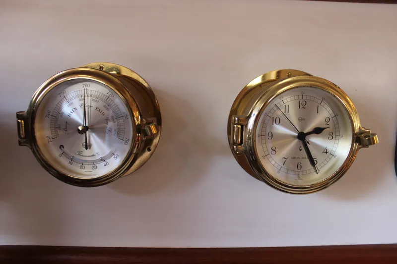 Pinniped Yacht Photos Pics 