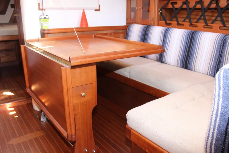 Pinniped Yacht Photos Pics 