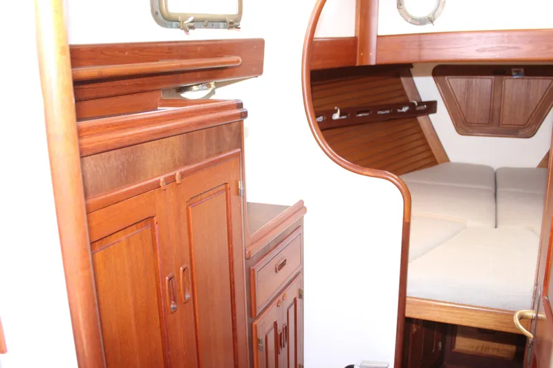 Pinniped Yacht Photos Pics 