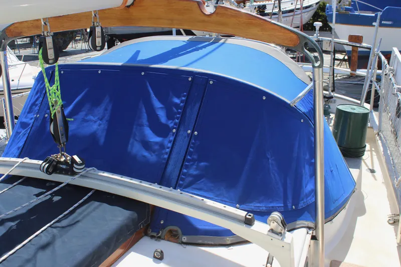 Pinniped Yacht Photos Pics 