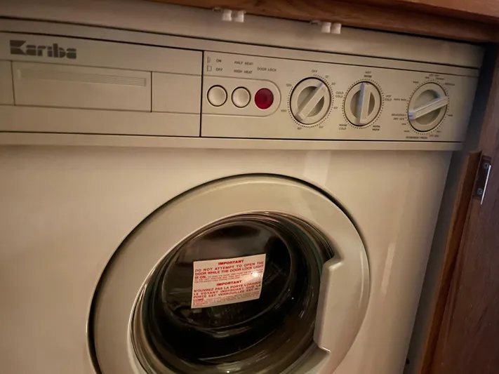 "harmony" Yacht Photos Pics Kariba washing machine in 1995 Bayliner 4788 Pilot House Motoryacht interior.