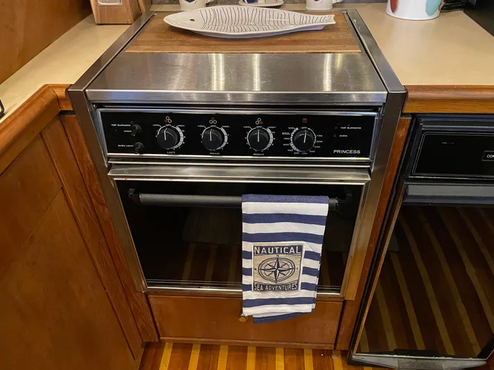 "harmony" Yacht Photos Pics 