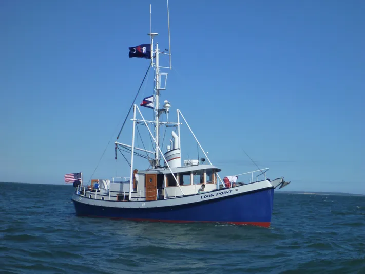 " Loon Point " Yacht Photos Pics 