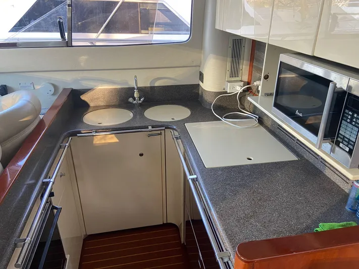 Imax Yacht Photos Pics 