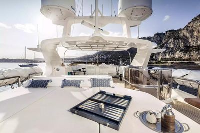 Yacht