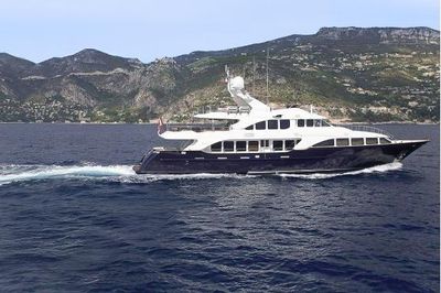 Yacht
