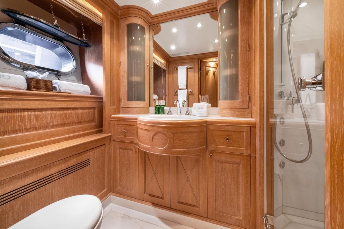 2009 Benetti 119 