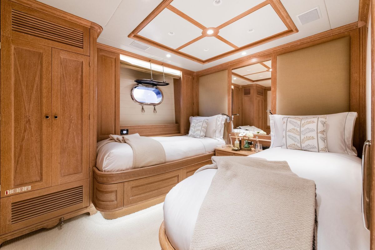 2009 Benetti 119 