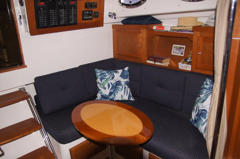 Scamper Yacht Photos Pics 