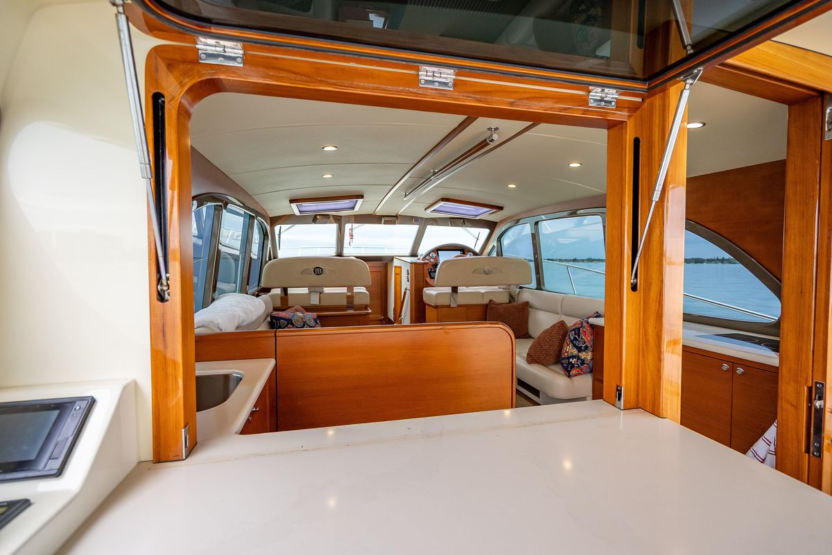 2020 Palm Beach Motor Yachts 50 