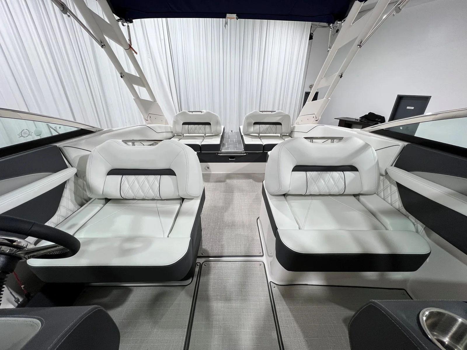 2024 Regal LS4 Bowrider for sale YachtWorld