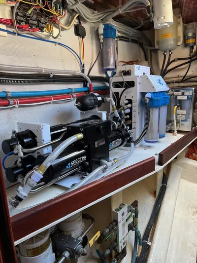 Nala Yacht Photos Pics 