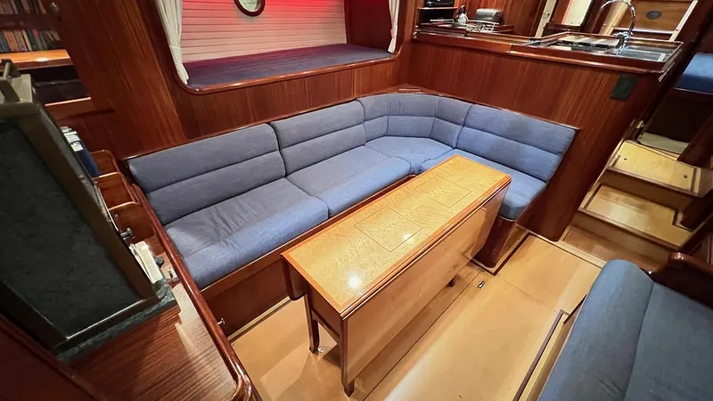 Nala Yacht Photos Pics 