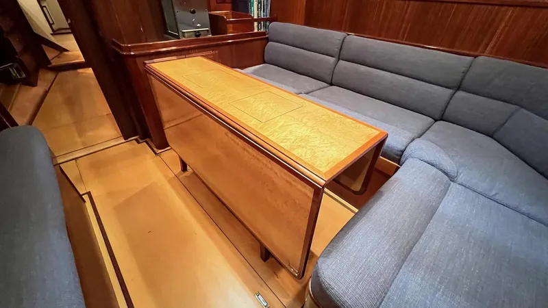 Nala Yacht Photos Pics 