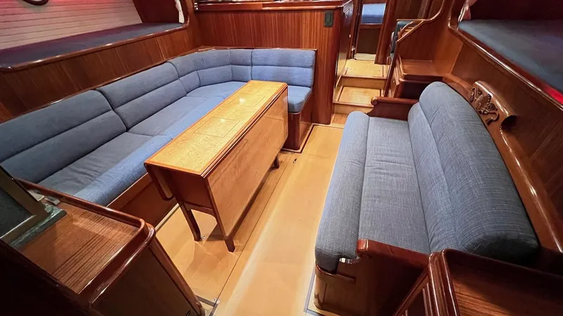 Nala Yacht Photos Pics 