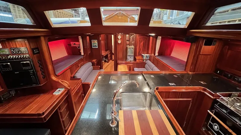 Nala Yacht Photos Pics 