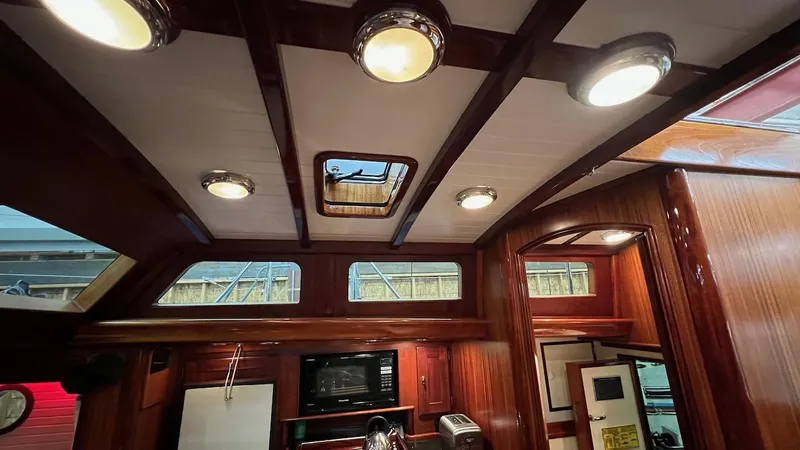 Nala Yacht Photos Pics 