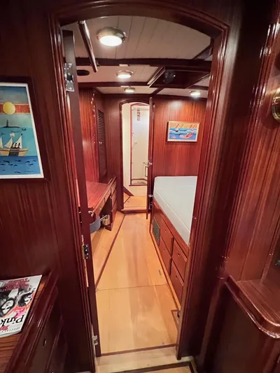 Nala Yacht Photos Pics 