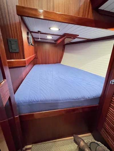 Nala Yacht Photos Pics 