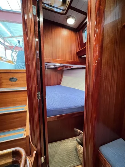 Nala Yacht Photos Pics 